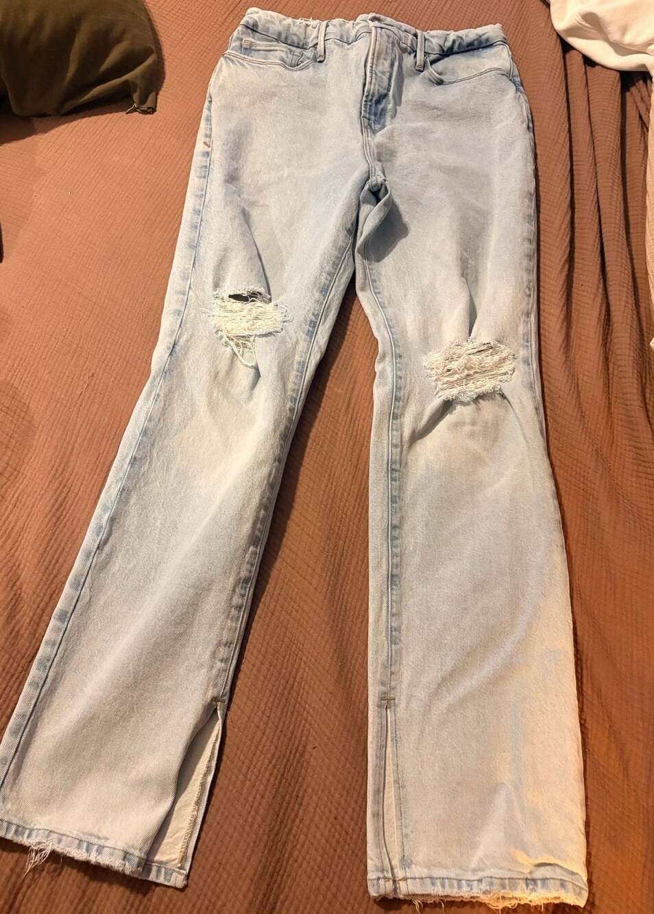 Good American Distressed Light Wash Straight Leg Jeans